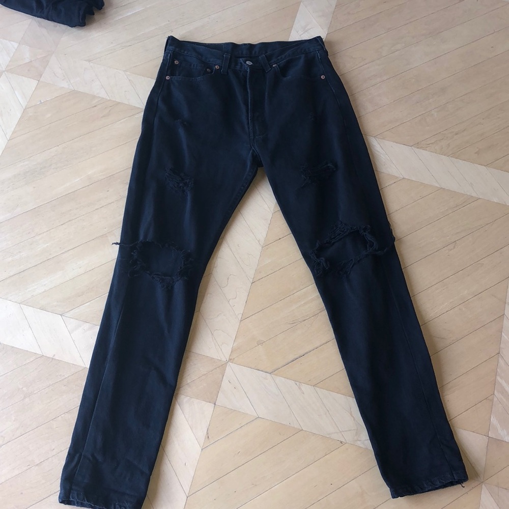 Black Levi vintage jeans